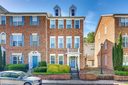 11123 Waxberry Drive sold home in Charlotte, SC