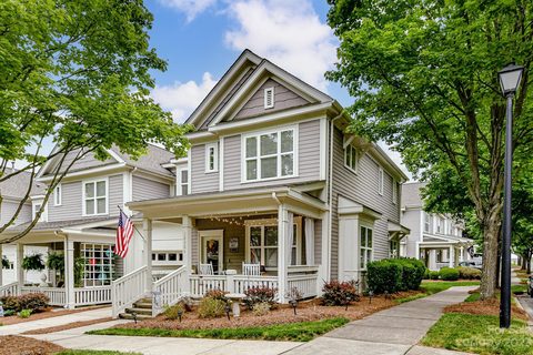 Previously sold for $436,000