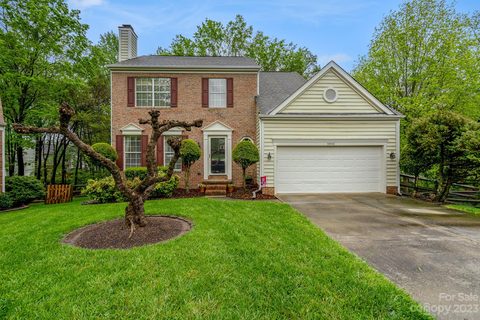 5900 Hornbeam Court