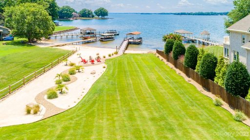 107 Blue Sky Court sold home in Sailors Lair, Mooresville, NC