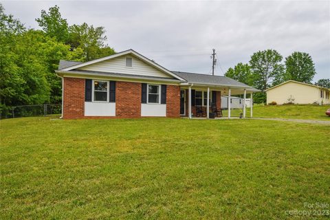 204 Springhill Lane sold home in Wendover, Maiden, NC