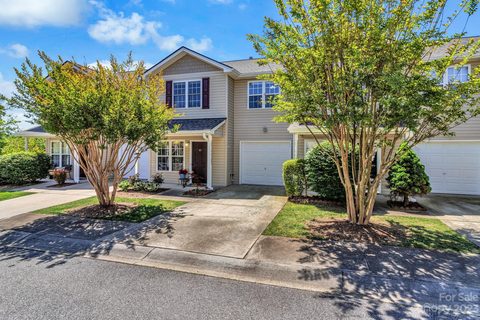 67 Yorktown Circle
