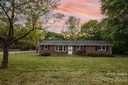4818 Chapel Grove Road sold home in Gastonia, SC