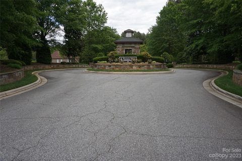 6088 Plantation Pointe Drive