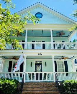 204 Mills Lane