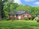 439 10th Street Drive sold home in Hickory, SC