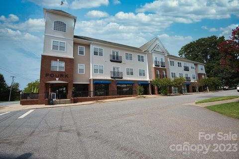 1410 4th Street Drive 308 sold condo in Viewmont Plaza, Hickory, NC