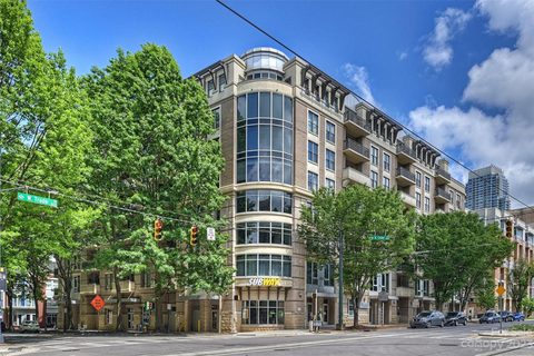 718 W Trade Street 407