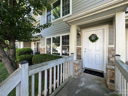 30 Rotunda Circle sold townhome in Scenic View Terrace, Asheville, NC