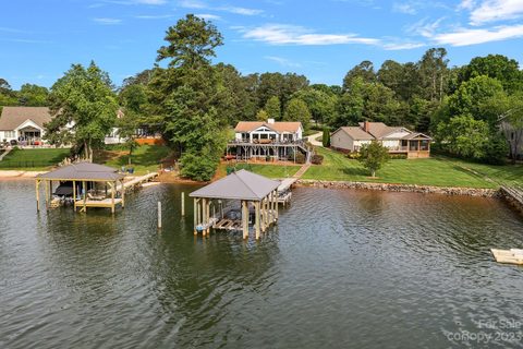 4362 Pine Harbor Drive sold home in Pine Harbor, Denver, NC