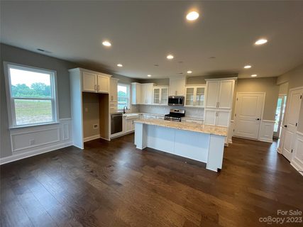 1006 Sunharvest Lane