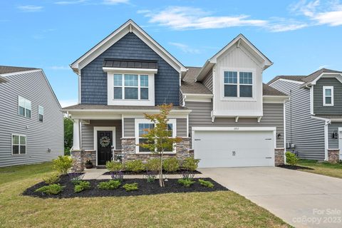 13513 Napoleon Drive