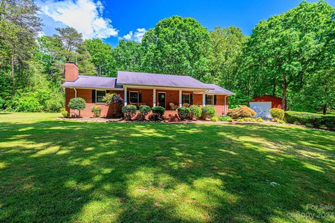 1873 Fairway Drive sold home in Fairway Acres, Newton, NC
