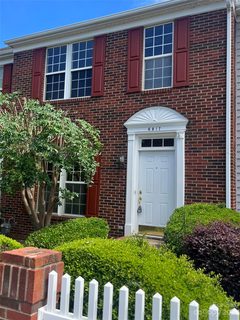 6817 Creft Circle