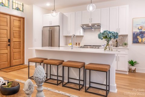 201 Grandin Road 10