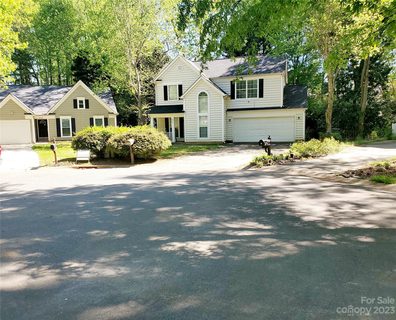 8936 Trentsby Place