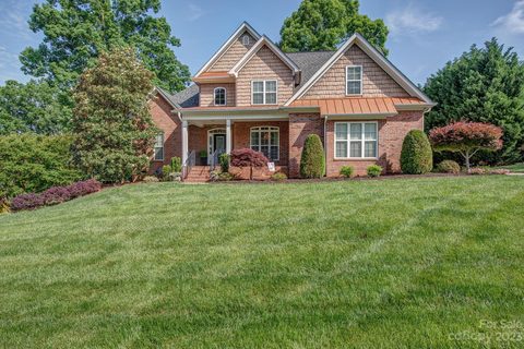 504 Lake Breeze Lane sold home in Lake Mist, Belmont, NC
