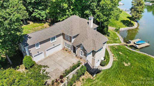 142 Normandy Road sold home in Grand Bay, Mooresville, NC
