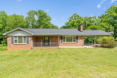 5512 Pine Lake Court