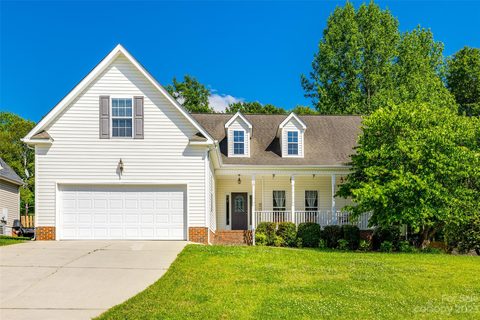 2380 Sweetbriar Lane