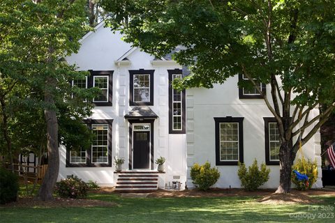 431 Catalina Drive sold home in Monterey Landing, Mooresville, NC
