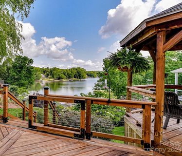 10416 Quiet Bay Court sold home in Browns Cove, Charlotte, NC