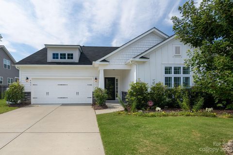 403 Broadleaf Drive