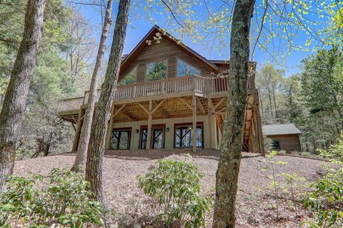224 Corsica Lane sold home in Mountain Vista, Saluda, NC