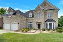 8512 Fairgreen Avenue sold home in Waxhaw, SC