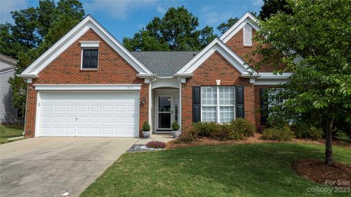 13711 Cardinals Nest Drive