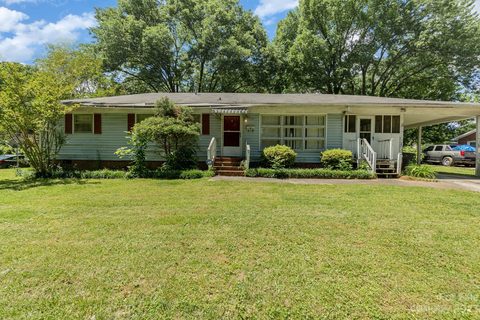 6301 Covecreek Drive