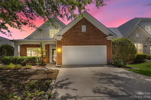 7028 Saranac Lane sold home in Matthews Ridge, Matthews, NC
