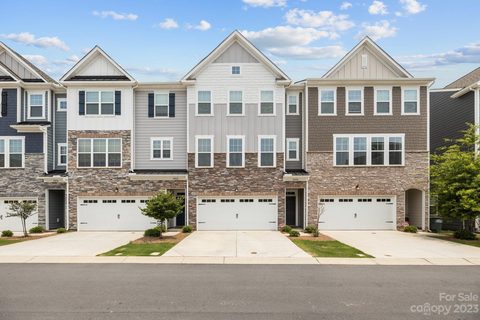 15028 Holly Run Lane sold home in Ardrey North, Charlotte, NC