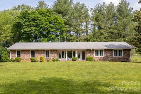 16 Ballantree Drive