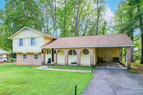 1733 Aster Lane sold home in Kensington Gardens, Gastonia, NC