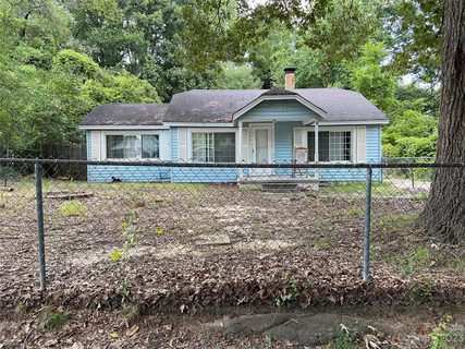 1504 Lake Street
