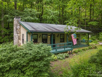 1099 Setzer Cove Road sold home in Valley Vista, Maggie Valley, NC