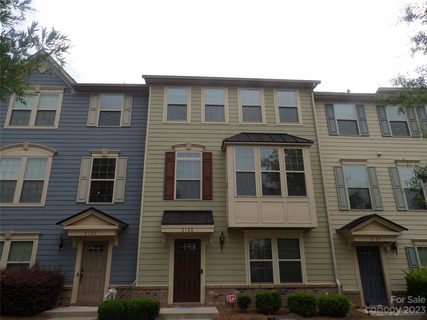 2128 Arbor Loop Drive