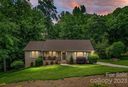 2727 Whiffletree Road sold home in Charlotte, SC