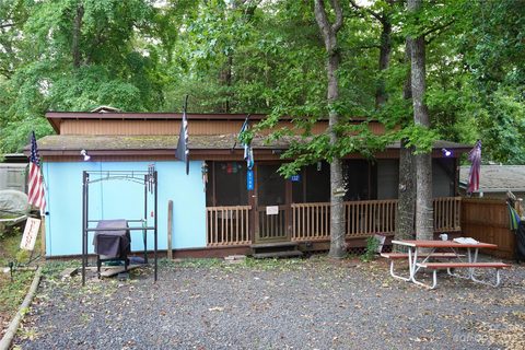 132 Indian Harbor Trail