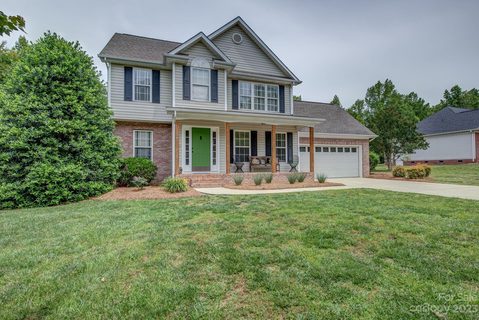 231 Ingonish Drive