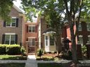 221 Twain Avenue sold home in Davidson, SC