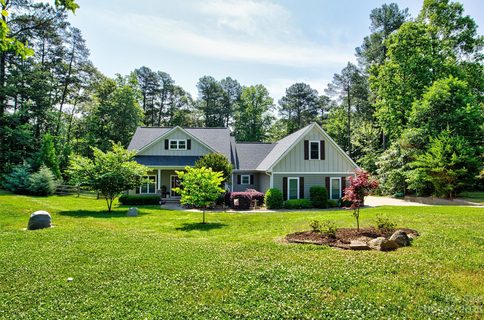 3651 Burton Street sold home in Dockside, Sherrills Ford, NC