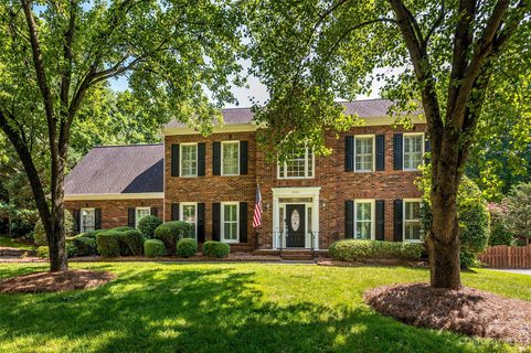 7407 Leharne Drive sold home in Crown Colony Estates, Charlotte, NC