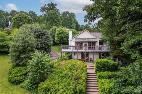 2691 Hemlock Court sold home in Laurel Pointe, Nebo, NC