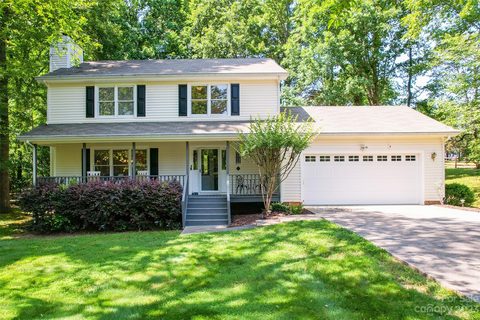 1552 Waterford Place sold home in Carowood, Fort Mill, SC