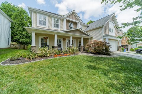 1526 Squirrel Lake Court sold home in Squirrel Lake Village, Matthews, NC