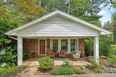 2 Squirrel Hill Road