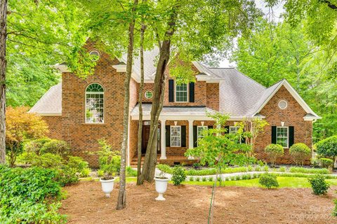 1401 Lavoy Court