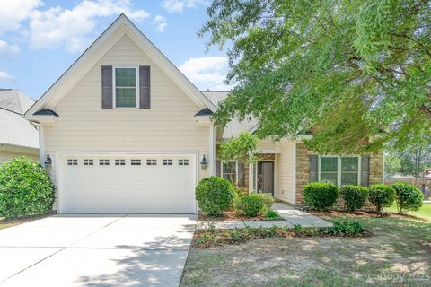 13208 Rebecca Run Drive sold home in Eastfield Village, Charlotte, NC
